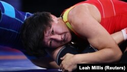 Кыргызстанка Айсулуу Тыныбекова одолела украинку Ирину Коляденко со счетом 10:0. 3 августа 2021 года. 