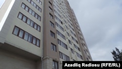 Yeni tikilən yaşayış evi.