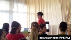 Собрание в госучреждении. Туркменистан (Фото из архива)  