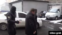 Фотография из видеоматериала СНБ