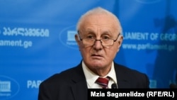 ფრიდონ ინჯია