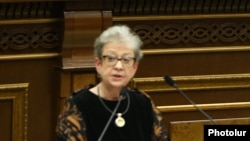 Հայաստանում Եվրամիության դեսպան Անդրեա Վիկտորինը Ազգային ժողովում։ 26-ը փետրվարի, 2020թ.