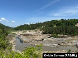 Pârâul Corund ar urma să fie deviat pe un traseu diferit de cel actual.