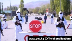 Сузакский район Джалал-Абадской области. Фото сделано по время действия режима чрезвычайного положения. Апрель 2020 г.