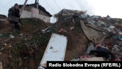 Една од дивите депонии во Битола.