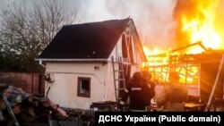 Pasojat e sulmeve ruse në Kiev, Ukrainë, 22 tetor 2025.