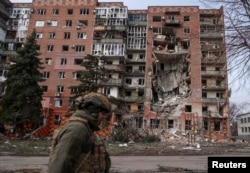 «Сейчас, в большинстве своем, воюют люди, которых мобилизовали даже уже не в 2023-м, а в 2024-м». На фото: украинский военнослужащий в Покровске Донецкой области, 6 марта 2025 года