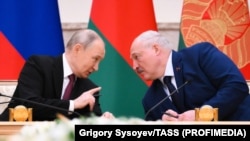 Vladimir Putin și Aleksandr Lukașenko s-au întâlnit la Minsk pe 6 decembrie.