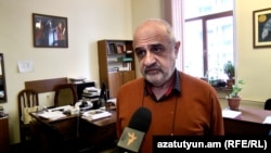 Руководитель Ереванского кукольного театра имени Ованнеса Туманяна Рубен Бабаян, 27 декабря 2021 г.