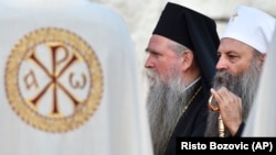 Mitropoliti i Kishës Ortodokse Serbe në Mal të Zi Joanikije dhe Patriarku Porfirije në Podgoricë, 5 shtator 2021.