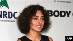 گلشیفته فراهانی در افتتاحیه فیلم مجموعه دروغ‌ها (عکس: AFP)