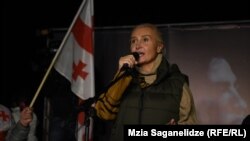 ნანუკა ჟორჟოლიანი, ჟურნალისტი