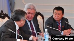 Парламенттеги башкаруучу коалициянын лидерлери