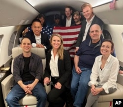 თვითმფრინავში გაცვლის შემდეგ