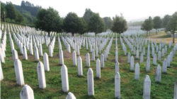 Безмовна трагедія Сребрениці: сотні матерів помирають, не дочекавшись справедливості (відео)