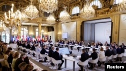 Pariždäki Elise köşgünde geçirilýän "Isleg koalisiýasy" sammiti