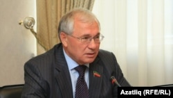 Мәгариф, мәдәният, фән һәм милли мәсьәләләр комитеты рәисе Разил Вәлиев