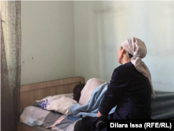 Асемдин апасынын айтымында, кызынын абалы оорлоду.