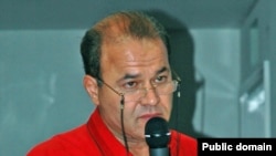 منصور اسانلو رییس هیئت مدیره سندیکای کارگران شرکت واحد اتوبوس رانی تهران و حومه