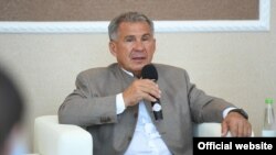 Рөстәм Миңнеханов