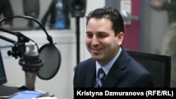  Stew Swerdlow, HRW guramasynyň eksperti