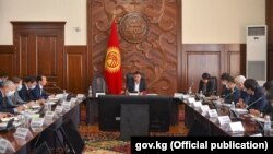12-октябрь, 2020-жыл. Бишкек шаары. Өкмөттүн gov.kg сайтына жарыяланган сүрөт.