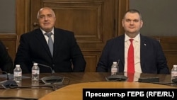 Лидерите на ГЕРБ и "ДПС - Ново начало" Бойко Борисов и Делян Пеевски.