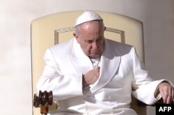 Папа Францішак, 2016