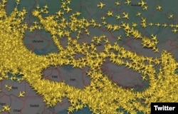 Изображение, опубликованное сервисом Flightradar24 в сети X в дни войны между Израилем и Ираном, с подписью "Вот как сейчас выглядит мировое воздушное движение"