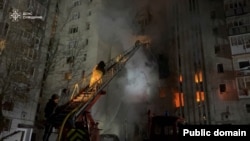 Сумы облусунун Ахтырка шаарына жасалган орус армиясынын дрон соккусунун кесепети. 8-декабрь, 2025-жыл. 