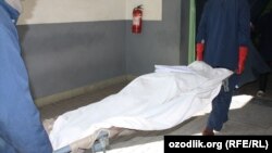 Özbek resmileri türmelerde adam gynamalar bilen bagly howpsuzlyk güýçleriniň işgärleriniň ençemesiniň jezalandyrylandygyny öňe sürýärler.