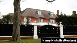 Один из особняков в Лондоне, оформленных на офшорные компании и принадлежащих семье экс-президента Казахстана Нурсултана Назарбаева.