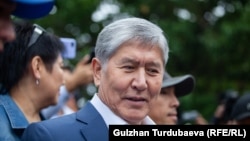 Алмазбек Атамбаев.