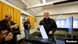 Frans Timmermans, liderul stângii olandeze unite, a votat miercuri la Maastricht.