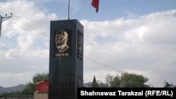 لورالايي بازار کې باچا خان څلور لاری