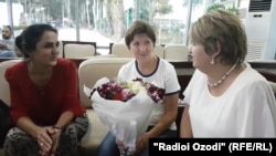 Тажикстанга келген орус мугалимдери