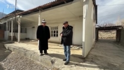 Баткен: Чек арадагы түйшүк жараткан тилкелер, жергиликтүү элдин үмүтү  