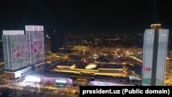 Tashkent City Mall Борбор Азиядагы ири соода-көңүл ачуучу борбор деп саналат.