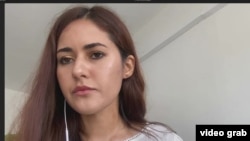 Анахита Додихудо.