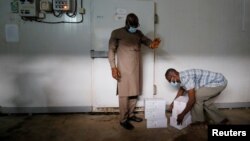 Ганага 600 миң доза "AstraZeneca" вакцинасы жеткирилген.