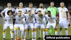 Лихтенштейн - Сборная Армении по футболу на стадионе  «Рейнпарк» в Вадуце перед игрой