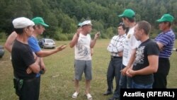 Бәхәс кызган чак