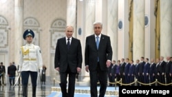Владимир Путин ва Қосимҷомарт Тоқаев.