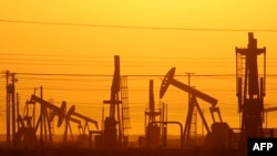 АКШда сланц мунайы бургуланган жер. Калифорния, март, 2014-жыл. 