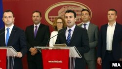 Архивска фотографија - Премиерот Зоран Заев и вице-премиерот Бујар Османи го презентираат Акцискиот план 3-6-9.