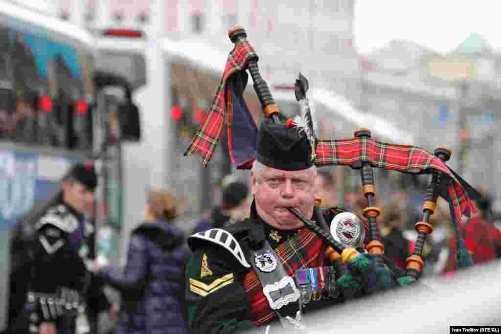 Праздник Москвы в "день тишины". Участники "Спасской башни"