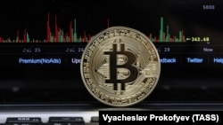 خاوند:«بیت کوین» به شگفت‌ترین پدیده مالی و پولی در دهه دوم قرن بیست و یکم میلادی بدل شده است. 