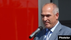 Սամվել Մայրապետյան, արխիվ։