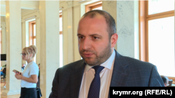 Рөстәм Умеров