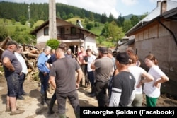 Comunitatea din Broșteni a fost grav afectată de inundațiile recente.